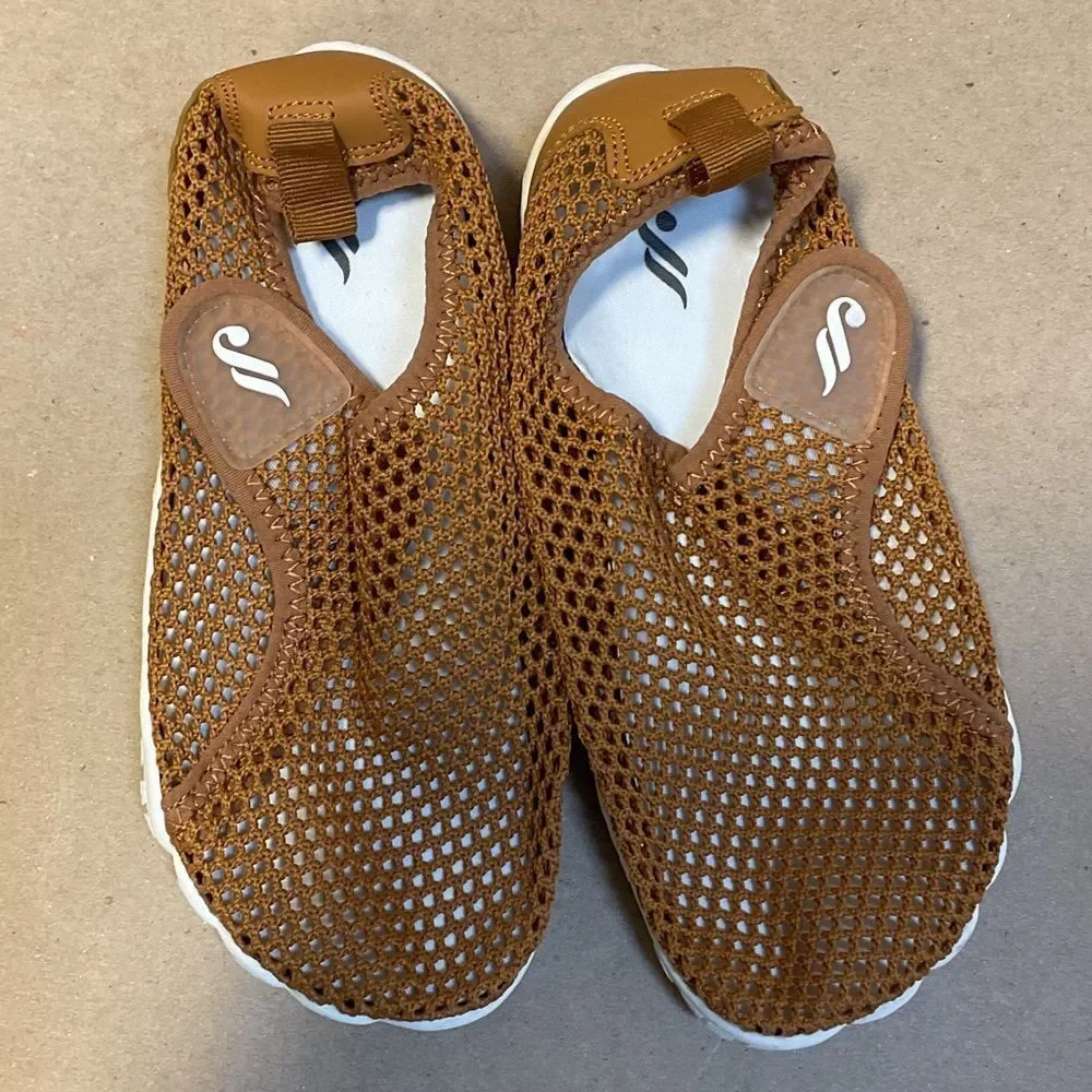Boys Brown Mesh Water Shoes
